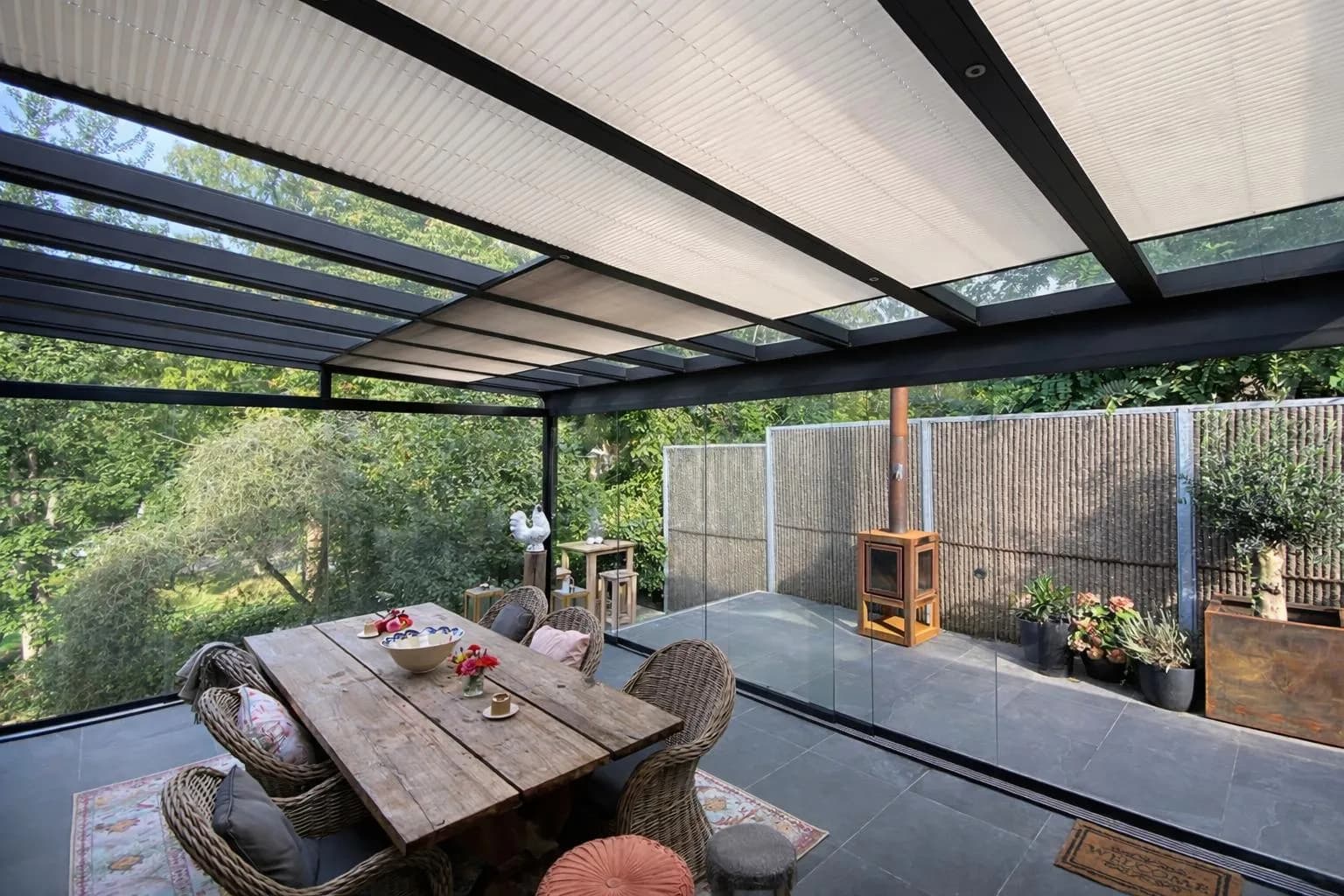 Overkappingen & Veranda's 08 — buitenproject gerealiseerd door JH Buiten Bouw Groep