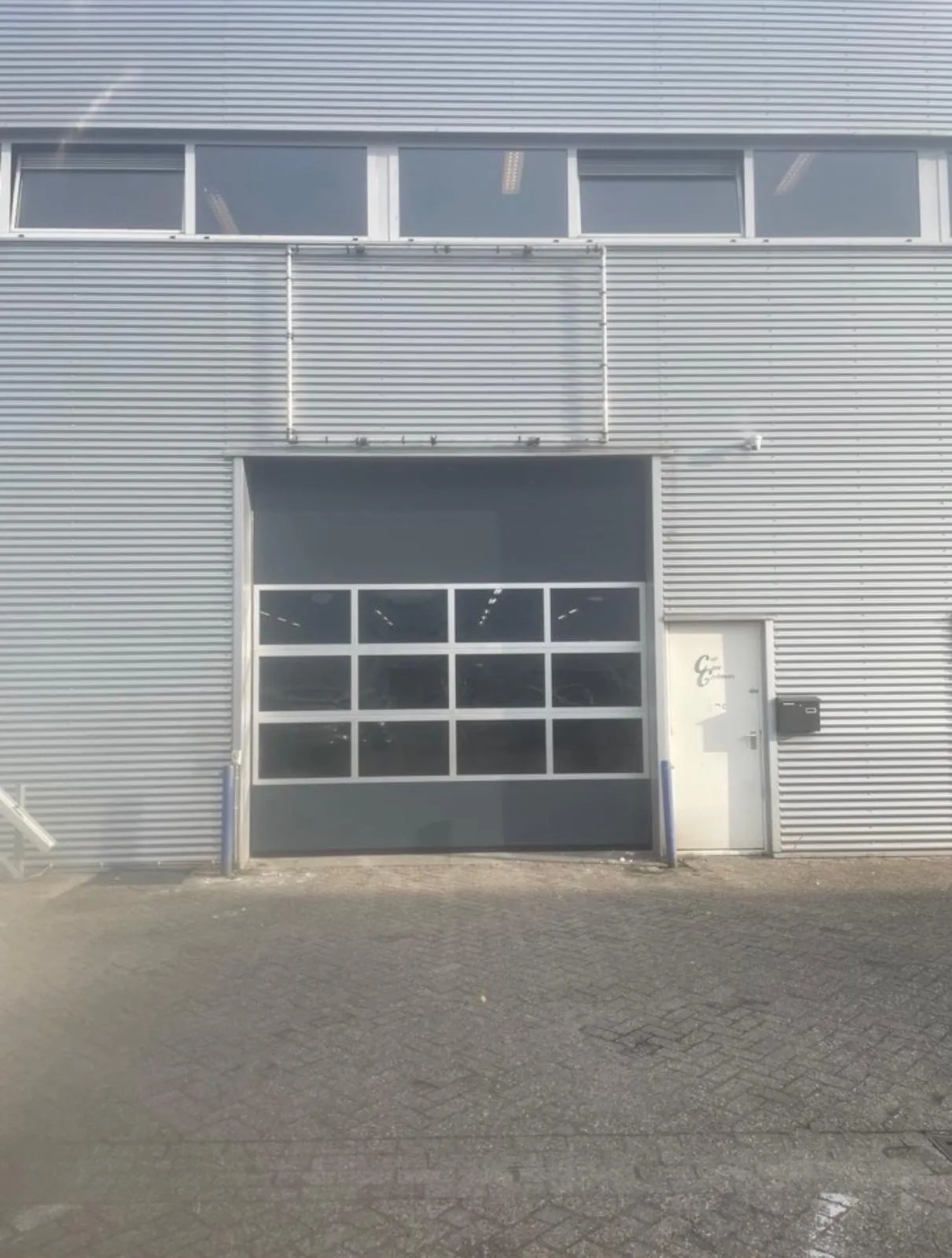 Overhead Deuren 06 — buitenproject gerealiseerd door JH Buiten Bouw Groep
